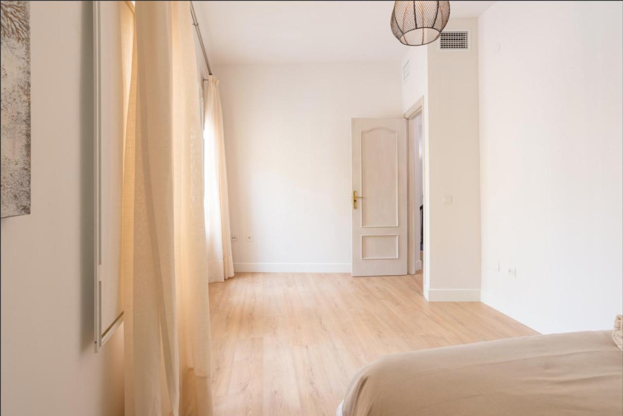 Duplex Merced10 3J Malaga Bagian luar foto